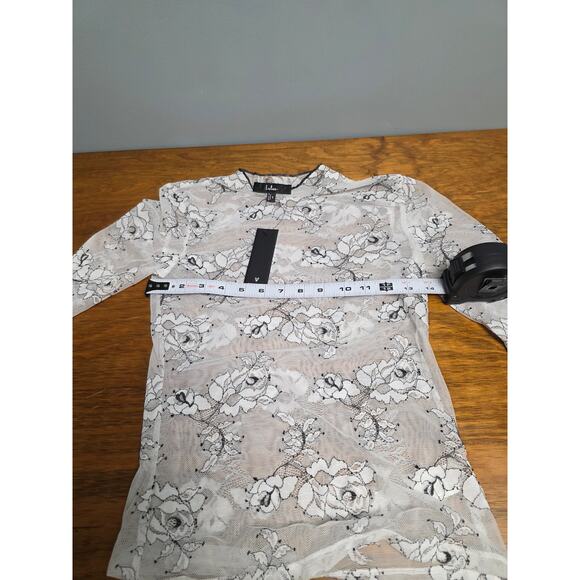 NWT Lulus Sheer Long Sleeve Floral Top Size S Romantic Layering Witchy Fall - Picture 8 of 9